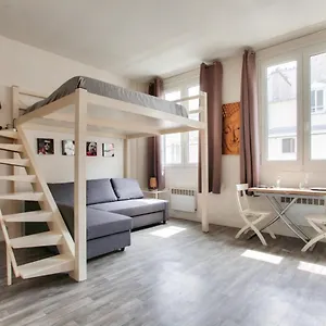 Montmartre Superbe Free Netflix Apartment